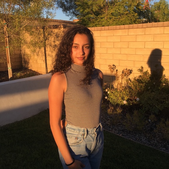 Meet your Posher, Maduna - Picture 4 of 6